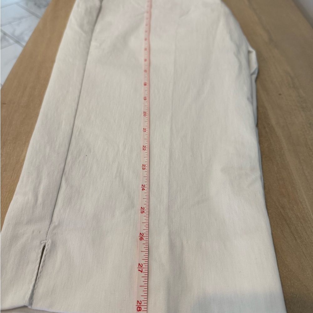 Ruby Rd Petite White Capri Pants Size 12P Slimming Contour Waistband NWT - Picture 6 of 7